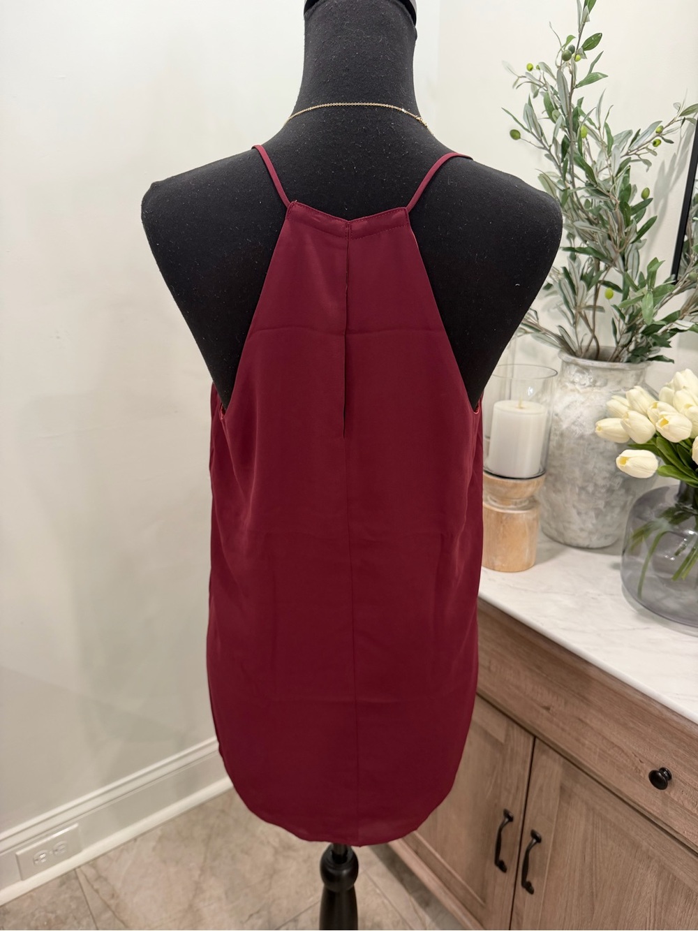 Express Spaghetti Strap Downtown Reversible Tank Top in Burgundy and Muted Coral - Picture 5 of 9